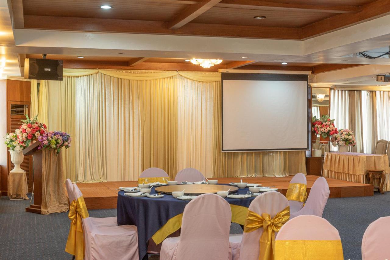 Nonthaburi Palace Hotel Exterior foto